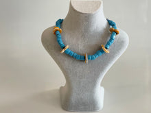 Load image into Gallery viewer, glass bead necklace