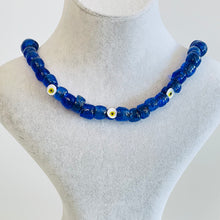 Load image into Gallery viewer, glass bead necklace