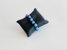 Load image into Gallery viewer, glass bead bracelet