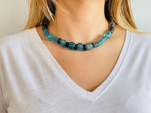 Load image into Gallery viewer, glass bead necklace