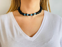 Load image into Gallery viewer, glass bead necklace